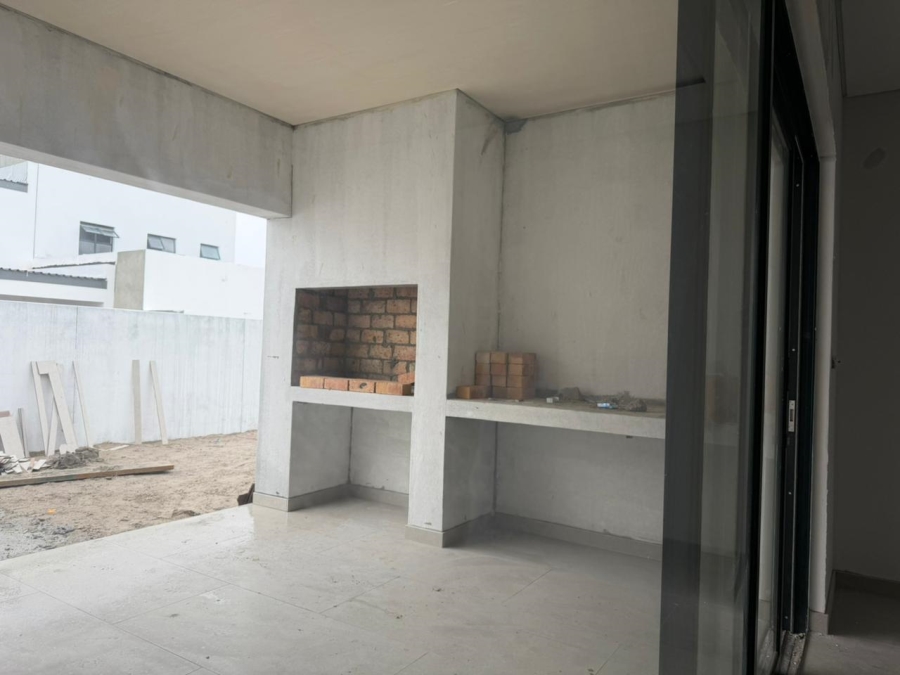 4 Bedroom Property for Sale in Sandown Western Cape